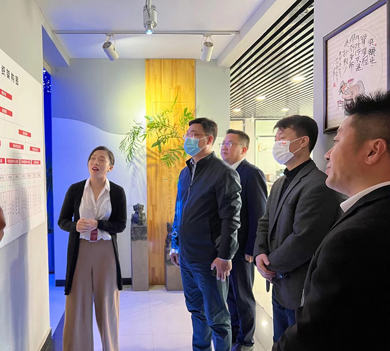 邯鄲市復(fù)興區(qū)委常委、宣傳部長(zhǎng)李巖濤來公司調(diào)研指導(dǎo)工作